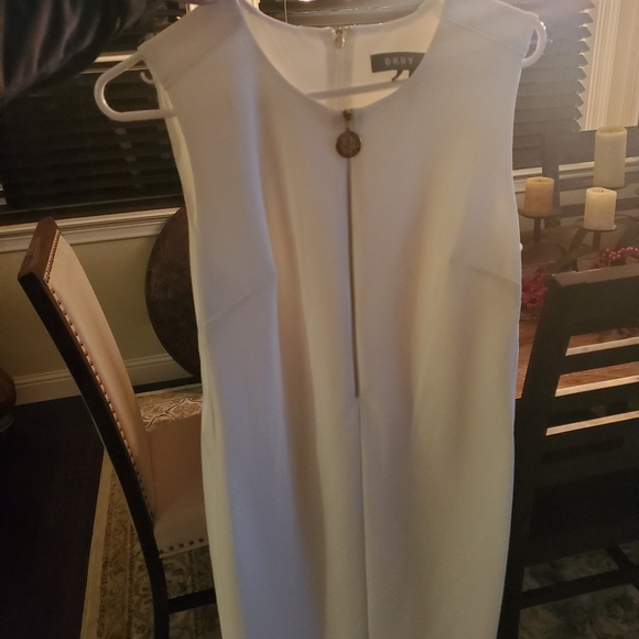 DKNY SO CUTE AND COMFY! NWOT - Picture 4 of 6